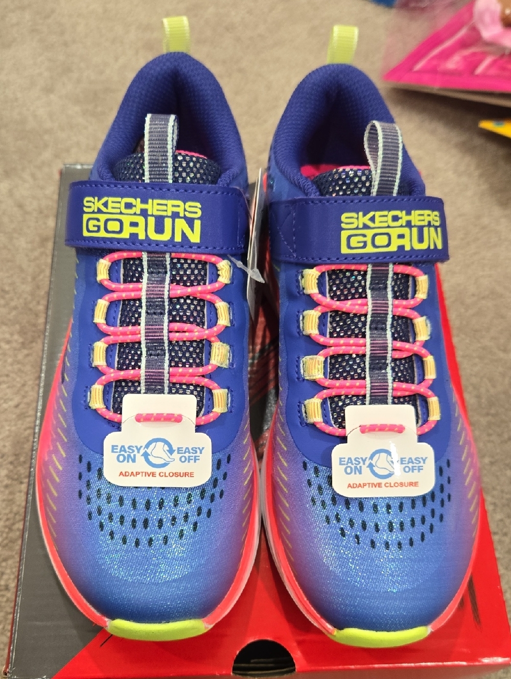 Skechers Go Run Girls Size 3
